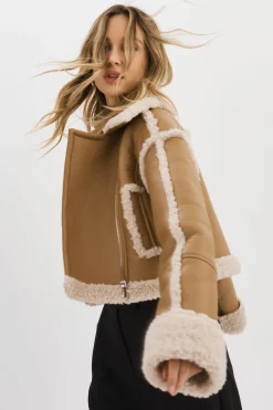 Femme LAMARQUE ADRINA | Veste Courte En Fausse Peau De Mouton