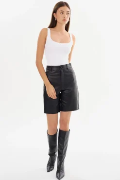 Femme LAMARQUE ARAE | Faux Leather Shorts