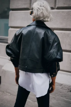 Femme LAMARQUE DYLAN Veste Moto Raccourcie En Cuir Avec épaules Matelassé